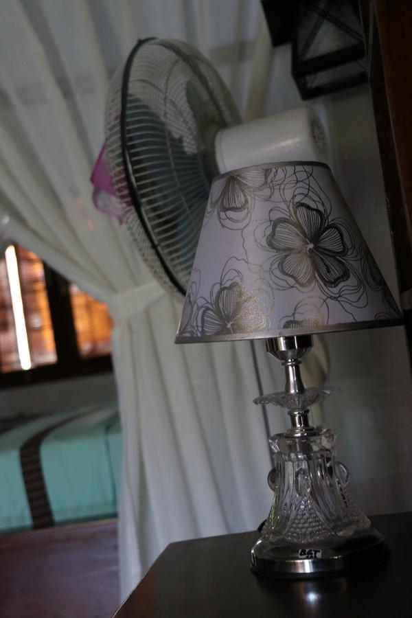 Blue Star Bungalows&Cafe Amed  Bagian luar foto