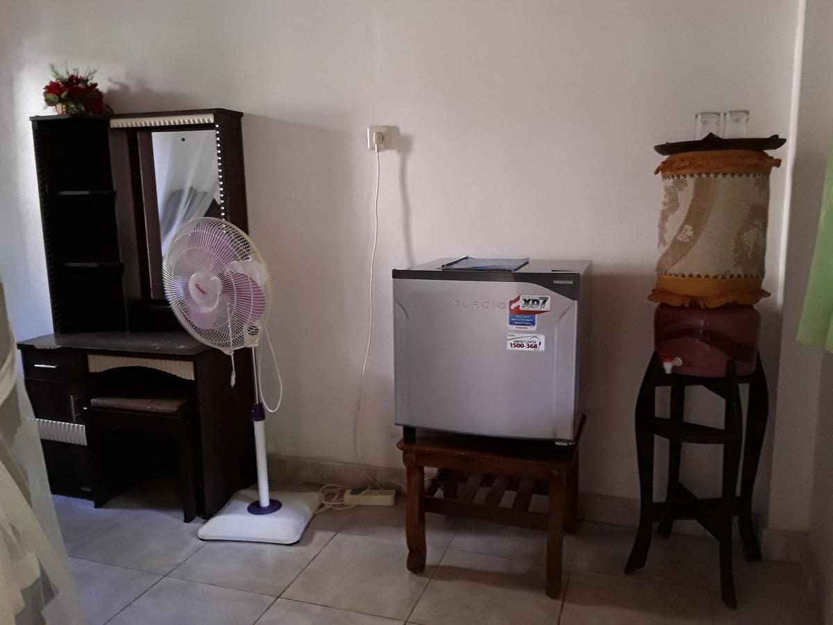 Blue Star Bungalows&Cafe Amed  Bagian luar foto