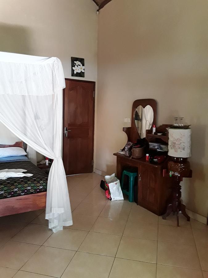 Blue Star Bungalows&Cafe Amed  Bagian luar foto